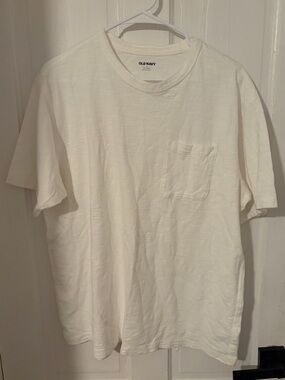 Old Navy Men's Cream Short-Sleeve Pocket Tee